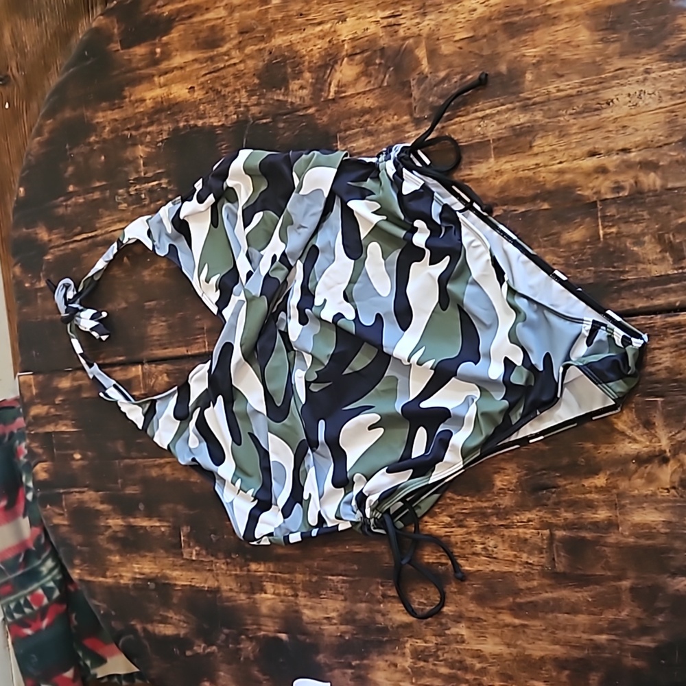 Swimming suit